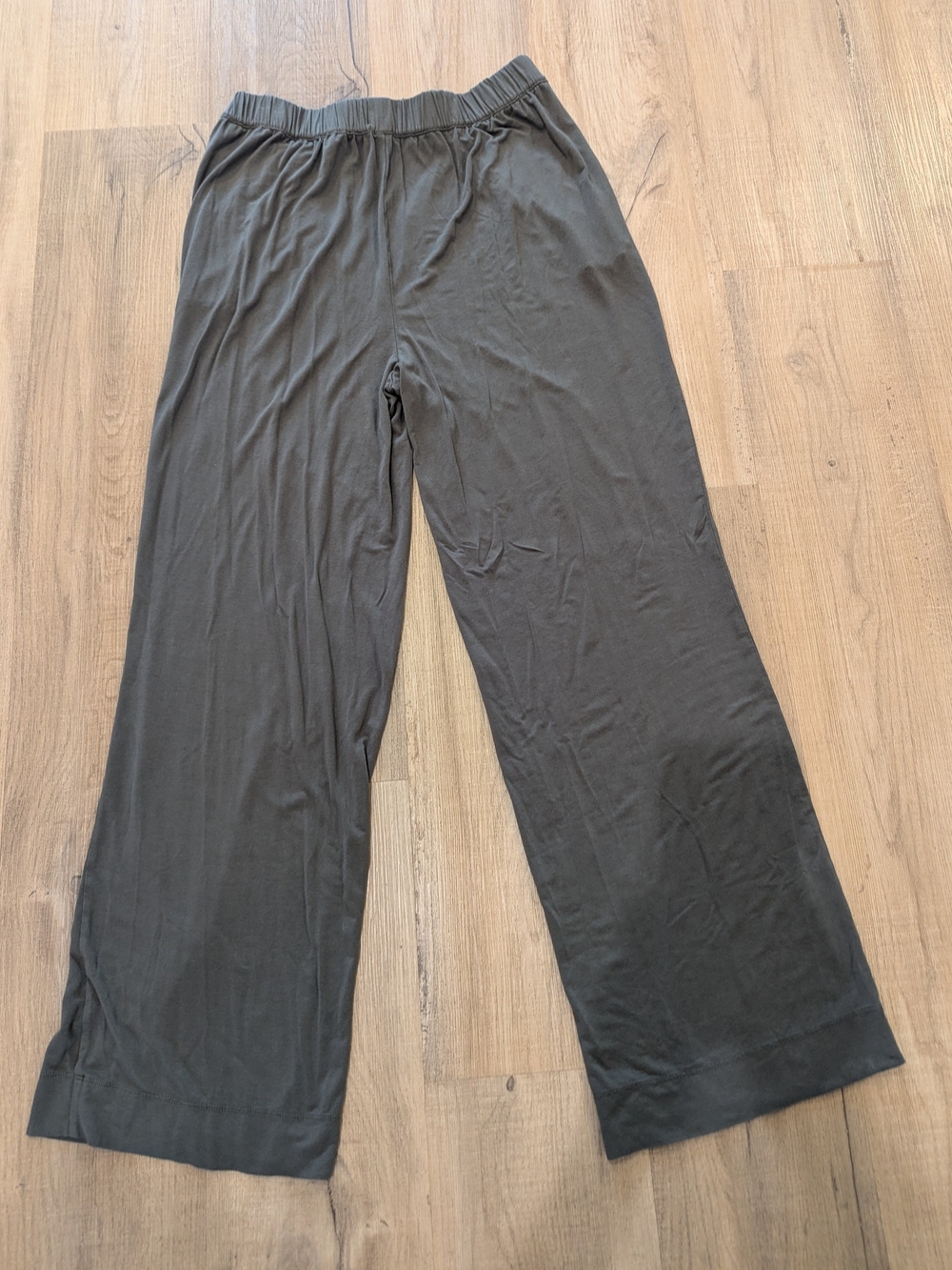 TKEES Wide-Leg Lounge Pants - Picture 4 of 9